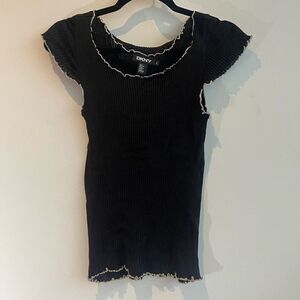 DKNY Black 100% Cotton Ribbed Black Cap Sleeve Baby Tee With White Lettuce Edges